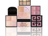 :  sublimine Compact  Givenchy   .     .    ,   , 