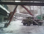 Кемерово: Автобетононасос АБН-80 Продам АБН -80 на шасси Краз 250. 1984 г. в. был на консервации до 1995 года. 80 куб. м. в час. Вылет стрелы 23 метра + бетонов