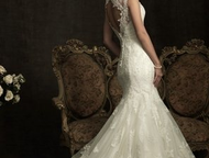    Allure Bridals   Allure Bridals 8923.  ,  42-44. 
  .  1 .  ,  -  