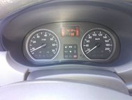 --: Renault Sandero  .     ,  , ,   ,    