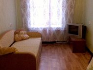 Сдается уютная комната 13 кв, м у ст, метро Московские ворота Сдается уютная комната 13 кв. м у ст. метроМосковские ворота. В окне установлен стекло, Санкт-Петербург - Снять жилье