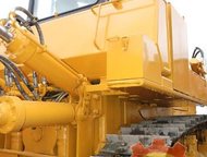 -25      .  CAT D9, Komatsu 275.     -25. 01.   405 . . , - - 