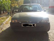 : Ford Escort 1996       .